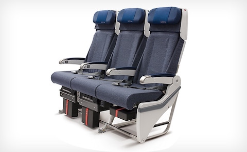 ana-economy-seat.jpg